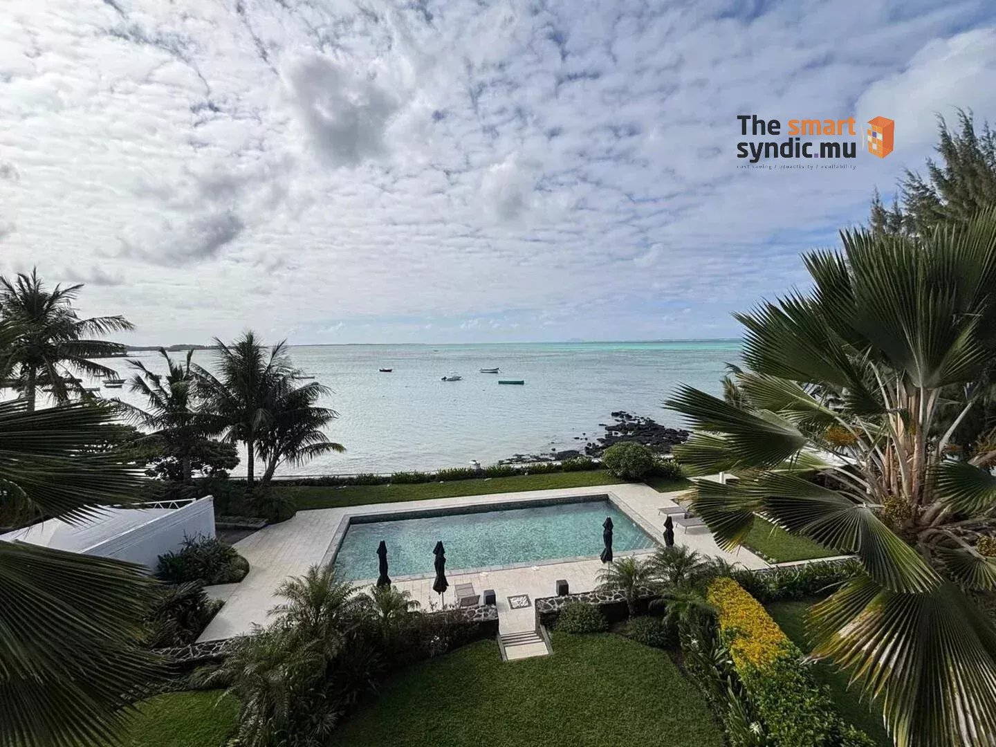 For rent– Stunning Furnished Seafront Penthouse