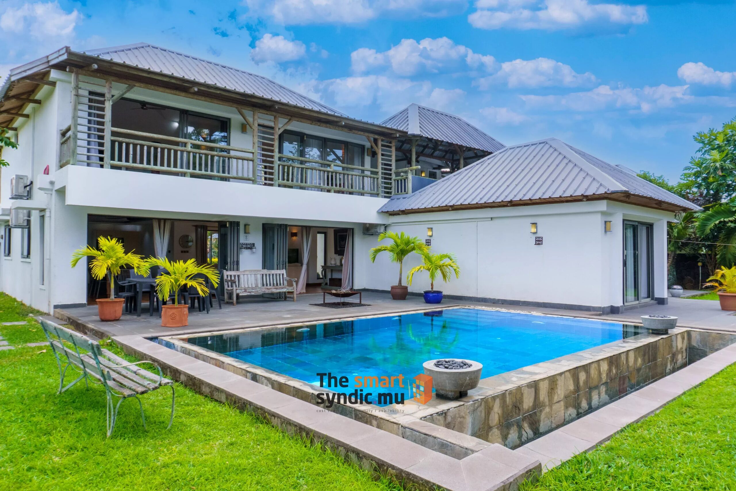 Elegant 4-Bedroom Villa with Pool in Poste de Flacq